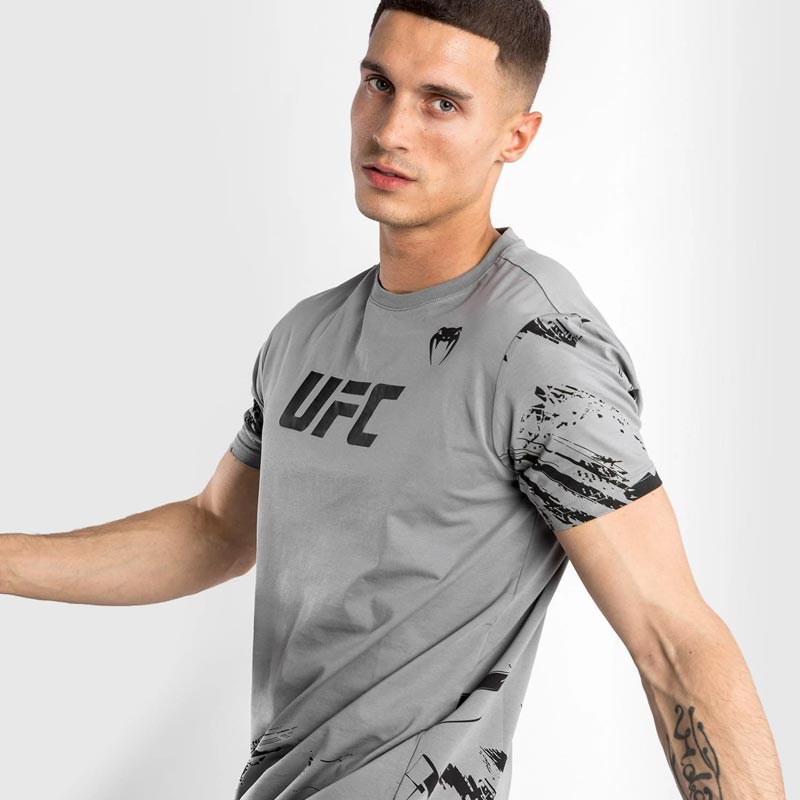 Onzorgvuldigheid ademen Preek Venum UFC Authentic Fight Week 2.0 grijs T-shirt > Free Shipping