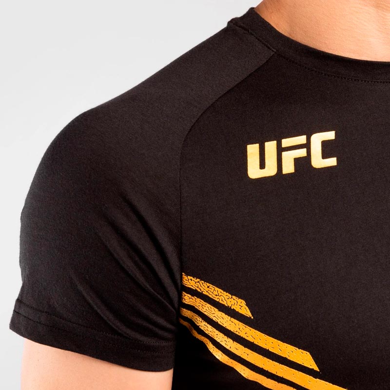 Gelach lippen wit Venum UFC replica kampioen T-shirt > Free Shipping